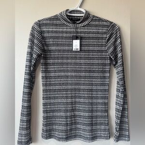 Dynamite Black and White Mockneck Top Size M